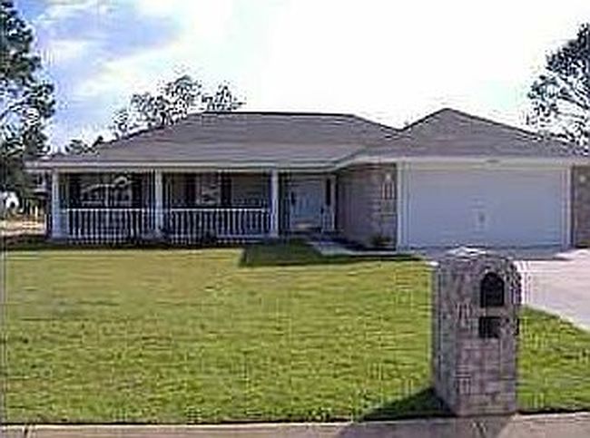 6825 Fort Deposit Dr, Pensacola, FL