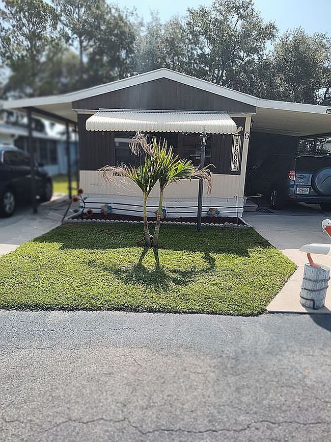 Photo of 6 Leisure Dr