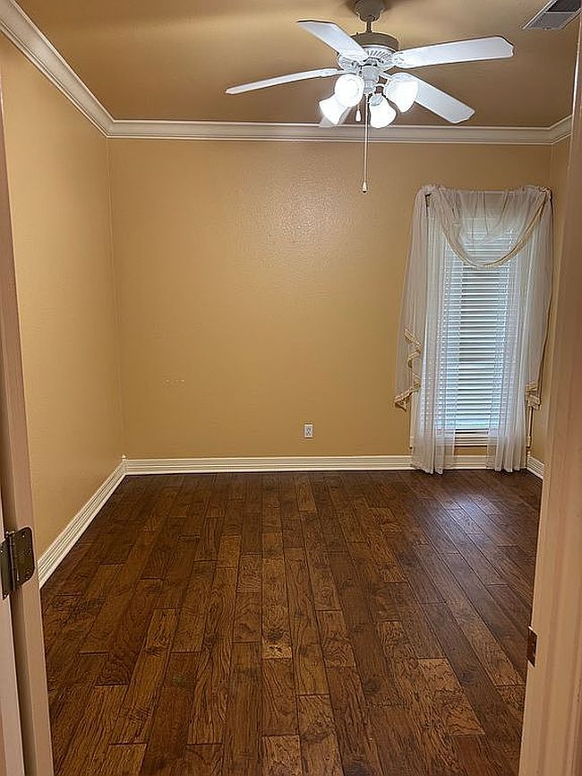 Photo of 320 Honey Creek Ln, Longview, TX