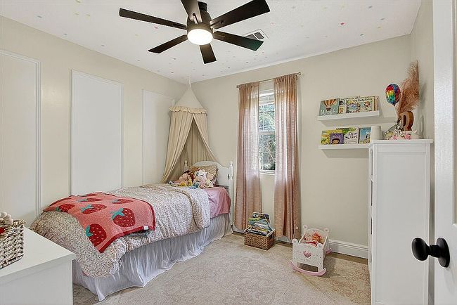 Photo of 811 Villere St, Waveland, MS