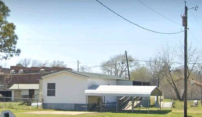 Image of 110 E 1st St