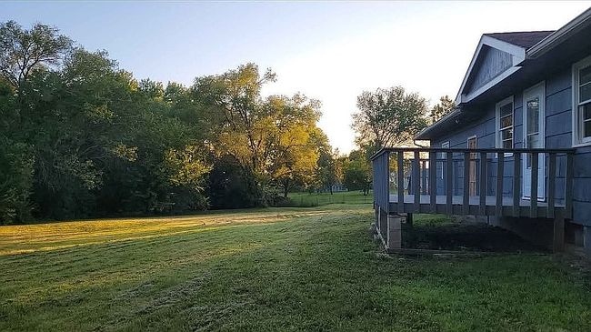Photo of 3855 43rd St, Meriden, KS