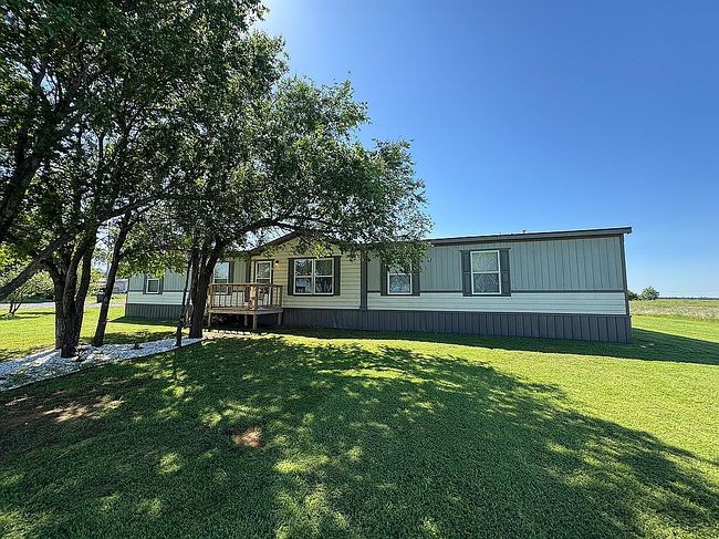 Additional photo 3 of property located at 540 E Ash St