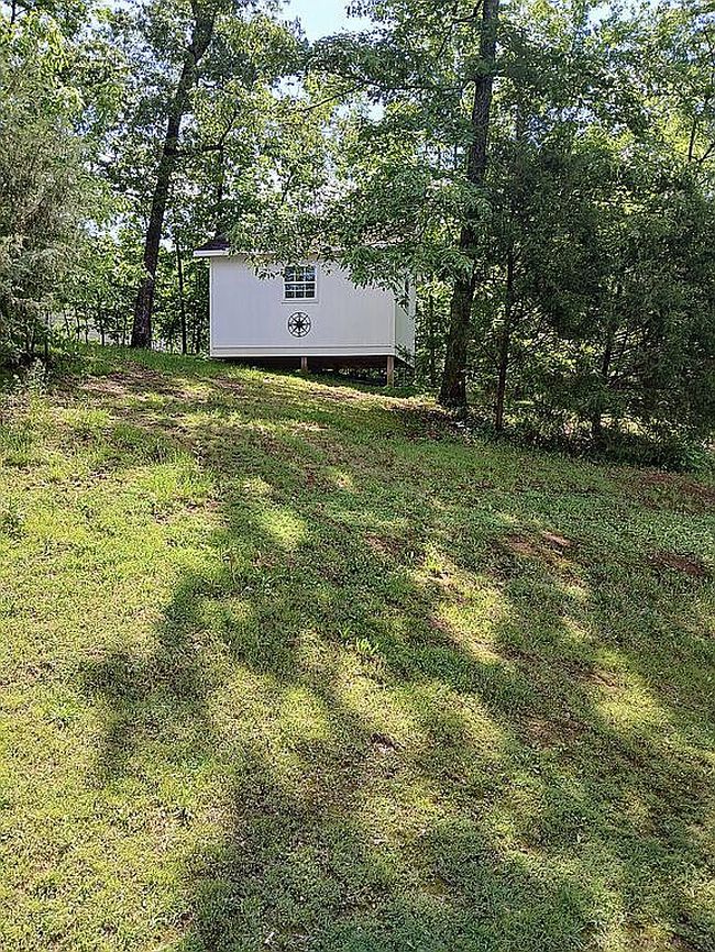Image of 3317 Clemons Rd