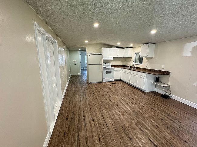 Image of 1005 50th Avenue Ter W