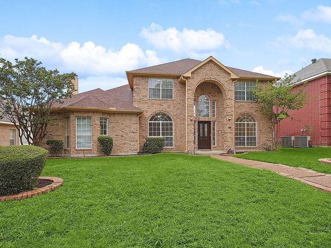 2717 Fallcreek Dr, Carrollton, TX