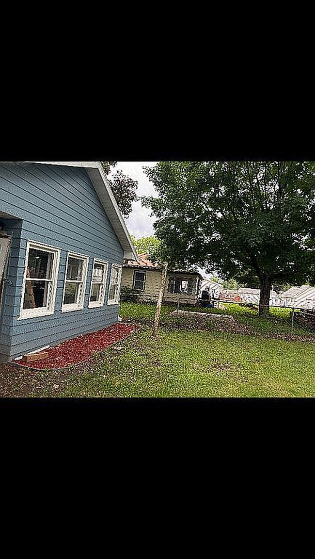 Photo of 3947 15th St, Des Moines, IA