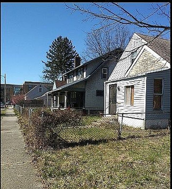 Photo of 1400 E Maynard Ave