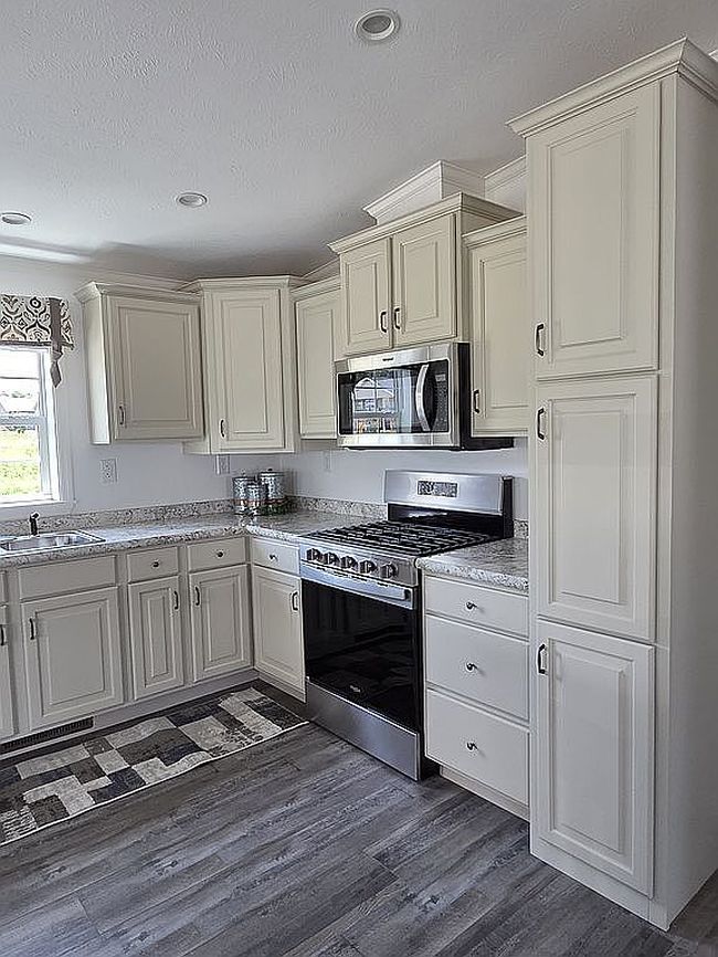 Photo of 19 Burke Dr, Shippensburg, PA