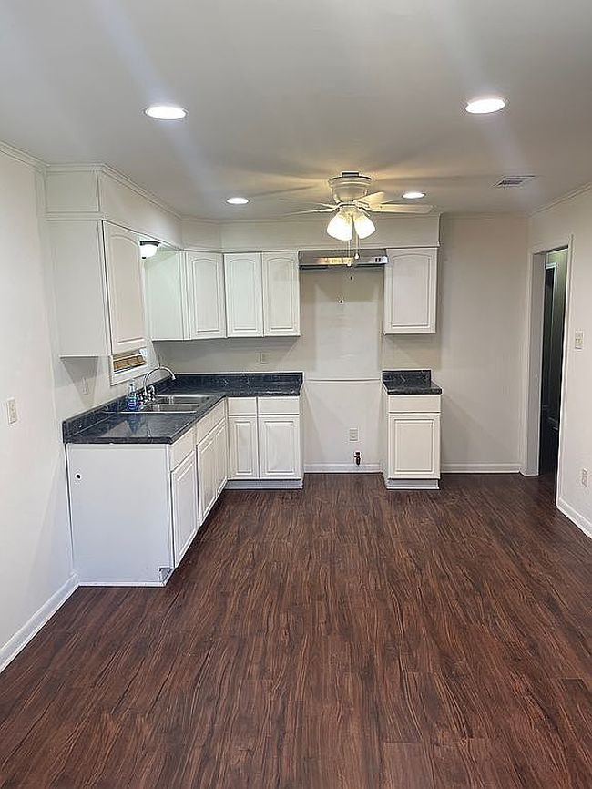 Image of 112 Curtis St
