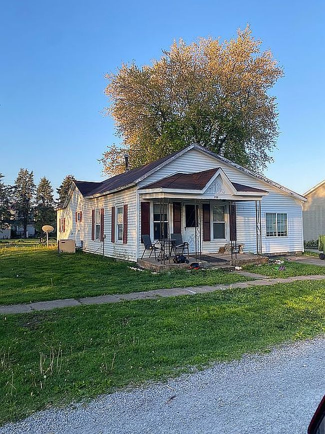 Photo of 214 3rd St, Atalissa, IA