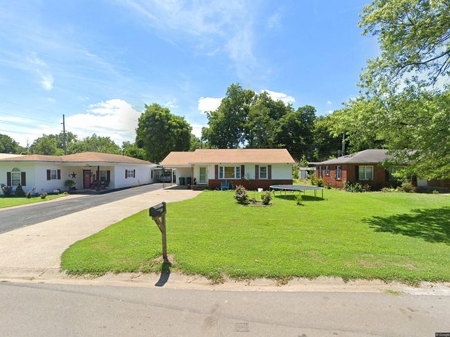 Photo of 1212 Collins Ave, Caruthersville, MO