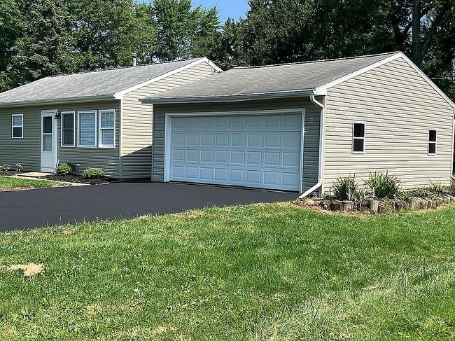 Photo of 2025 Winkle Rd, Milan, OH