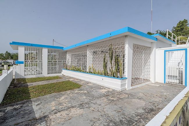 C Miguel M Munoz #913, Mayaguez, PR