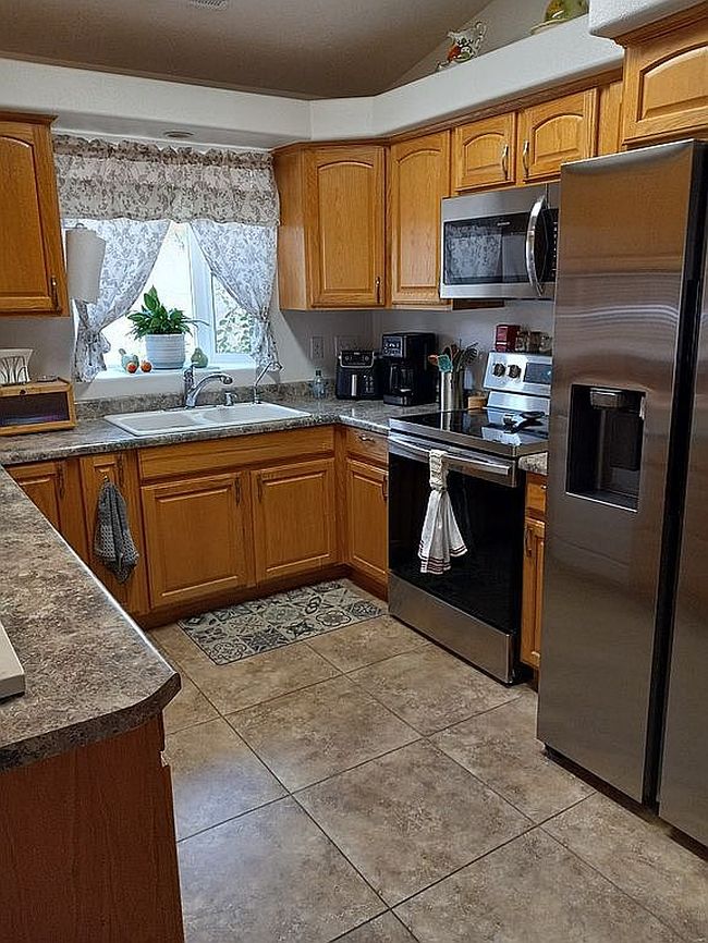 Photo of 256 N Humphrey Bogart Way, Littlefield, AZ