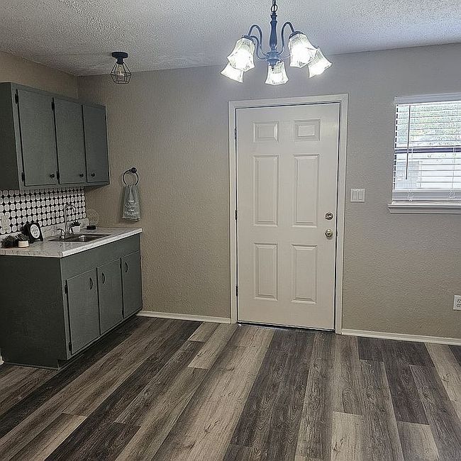 Photo of 306 E Thomas St, Brackettville, TX