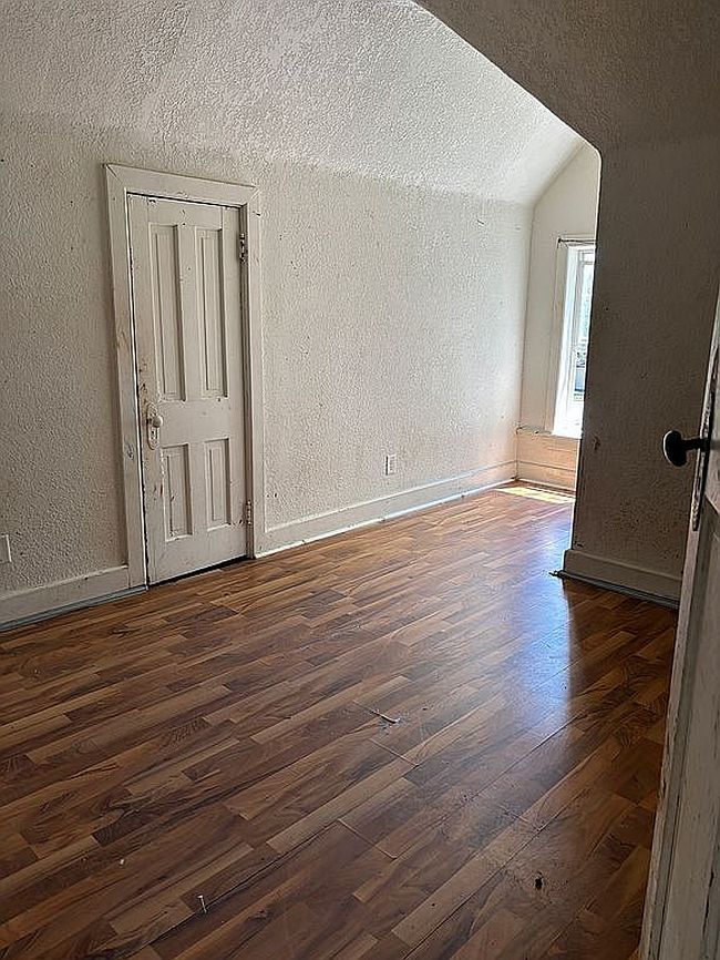 Photo of 2020 Jules St, Saint Joseph, MO