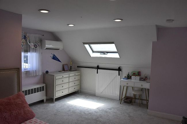 Photo of 72 Clinton St, Babylon, NY