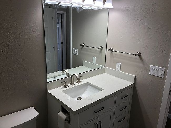 Image of 100 N 60th Ave Apt 11