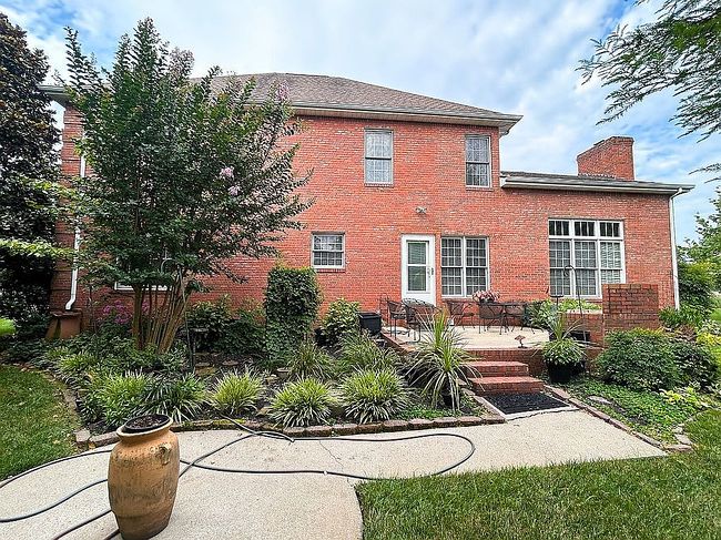 Image of 1230 Winslow Way