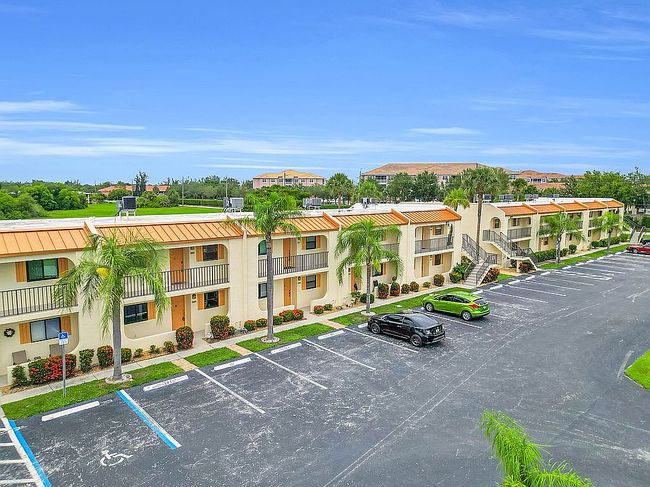 Additional photo 1 of property located at 16361 Dublin Cir Apt 203