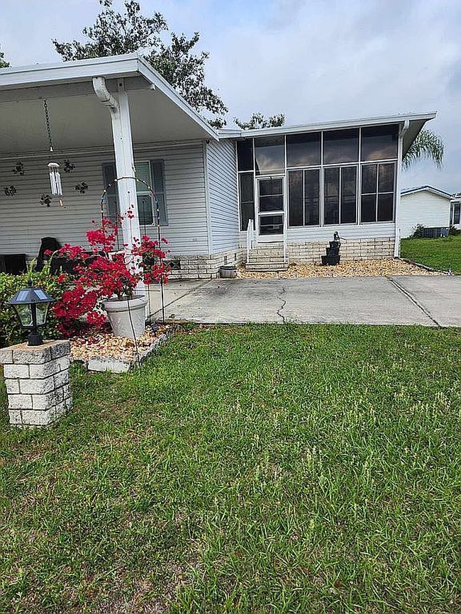 Image of 25753 Espanola Dr