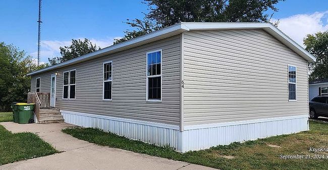 Preview of property located at 917 S Kennedy Ave Trlr 65
