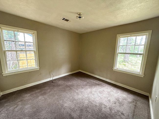 Image of 746 Woodbury Rd