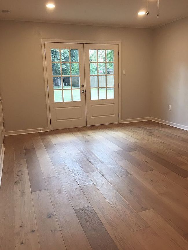 Image of 1025 Tara Blvd