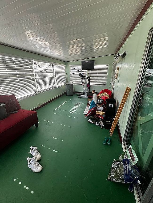 Image of 2468 Greenhedge Dr