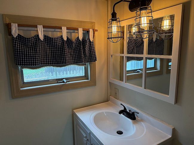 Image of 1255 Park Pl