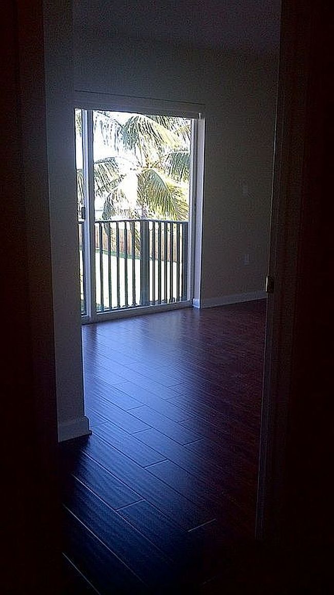Image of 37 Se 3rd Ave