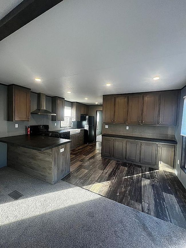 Image of 404 E Rhondda Ave