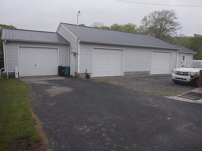 Image of 284 Lewis St