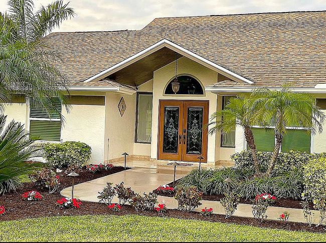 Image of 2160 Pine Woods Cir