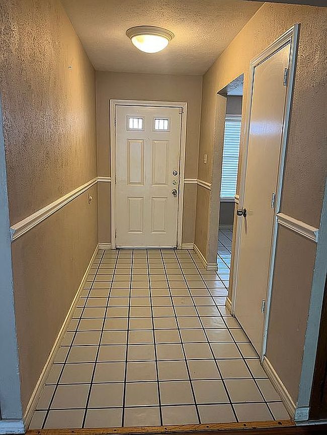 Photo of 4025 Emerald Dr