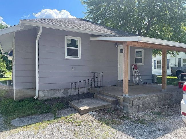 Additional photo 1 of property located at 809 W Davis St