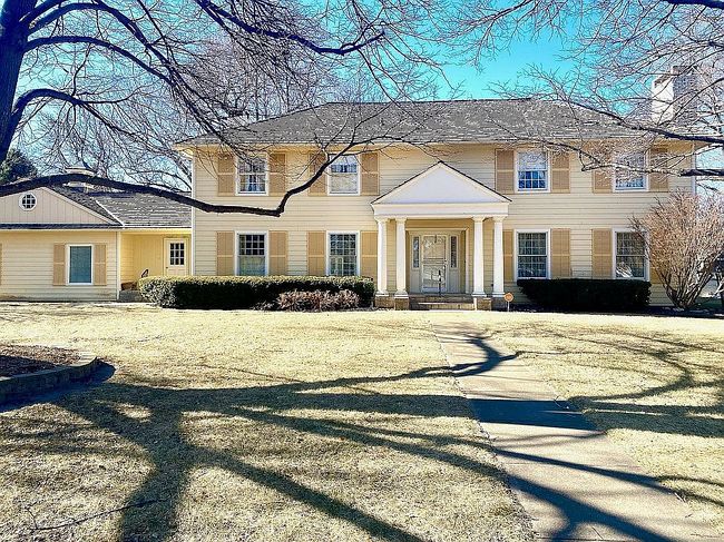 2508 Arrowhead Rd, Grand Island, NE