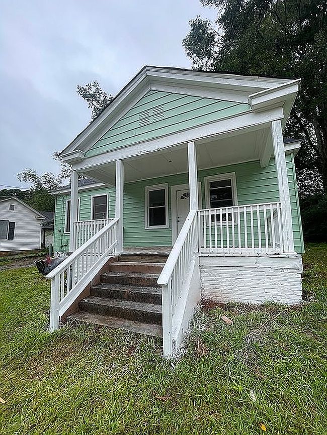 Photo of 104 G Loop, Thomaston, GA
