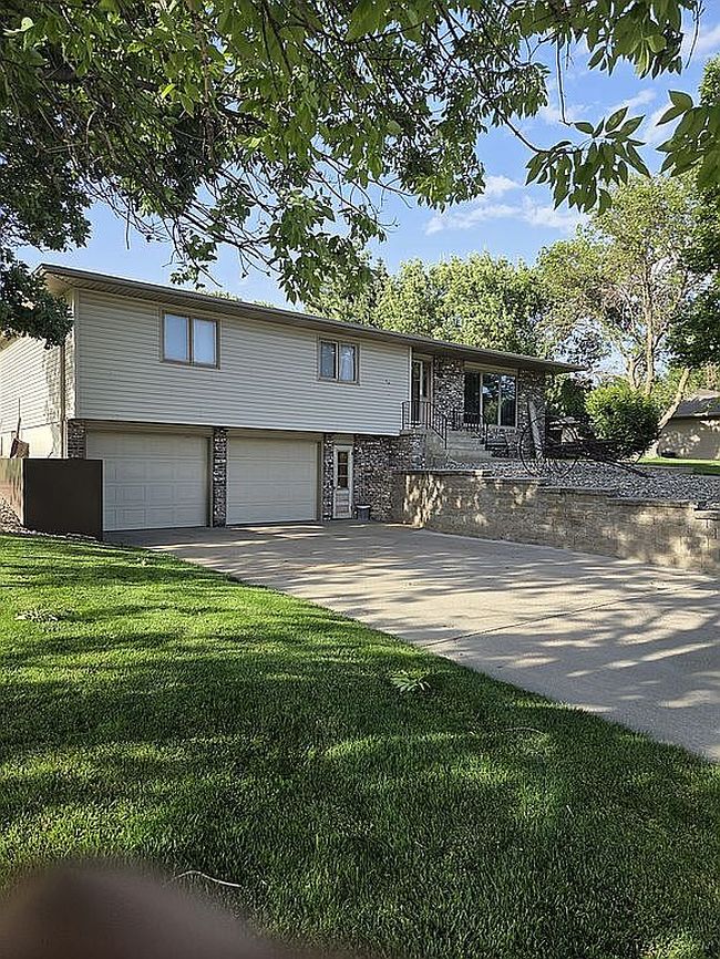 Photo of 1610 W Benjamin Ave, Norfolk, NE