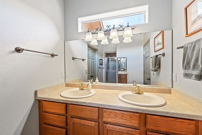 Photo of 210 Se Eldorado Ct, Cedaredge, CO