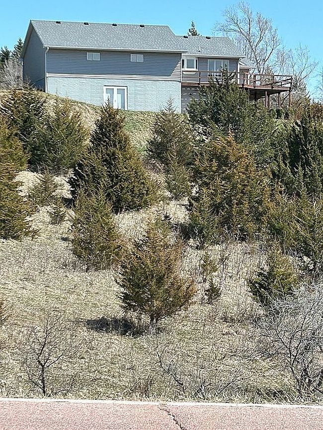 Photo of 152 Marina Dell Ave, Yankton, SD