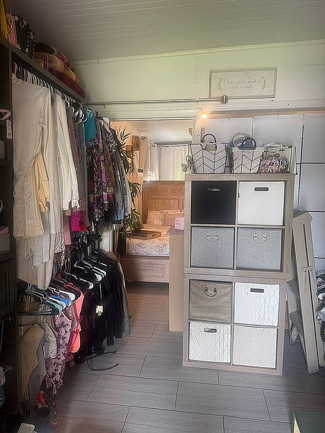 Image of 6017 Statler Ave