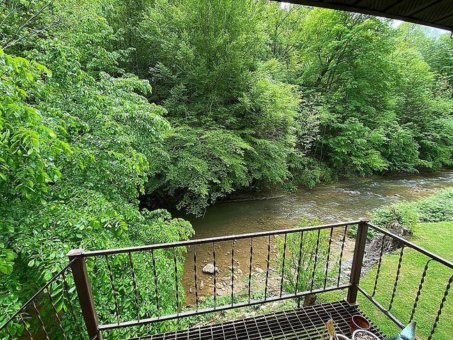 Image of 2729 Elkhorn Creek Rd