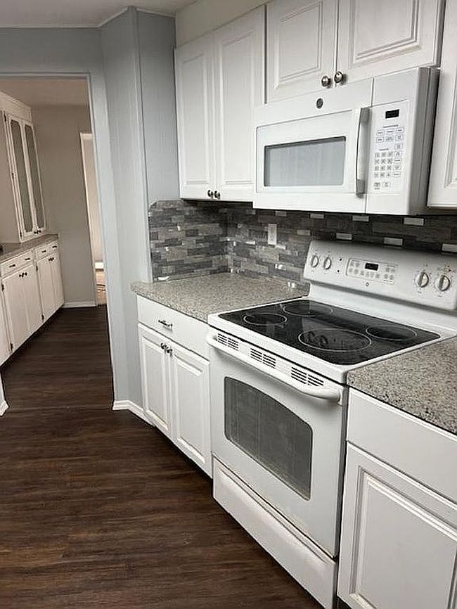 Image of 1421 Colonia Ln