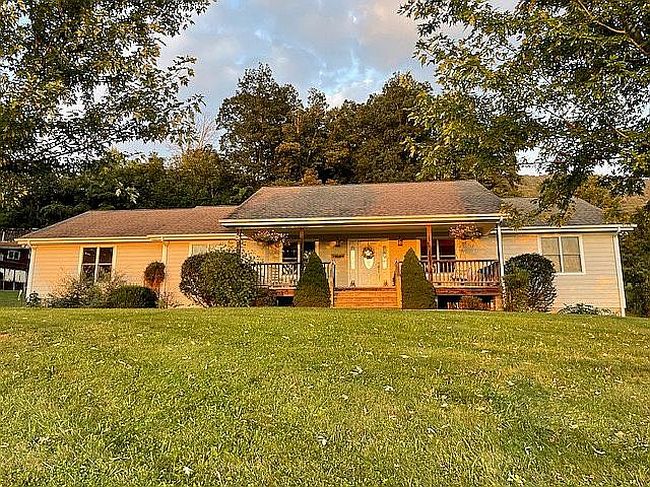 Photo of 216 Smith Isaacs Rd, Zionville, NC