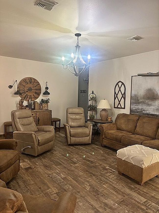 Image of 1223 Teche Rd