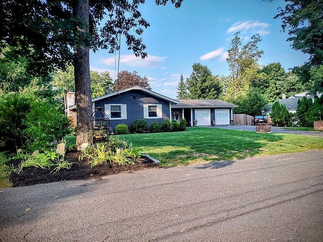 Photo of 60 Orchard St, Westfield, MA