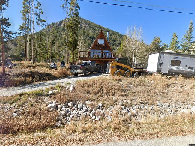 Image of 383 Highwood Ter