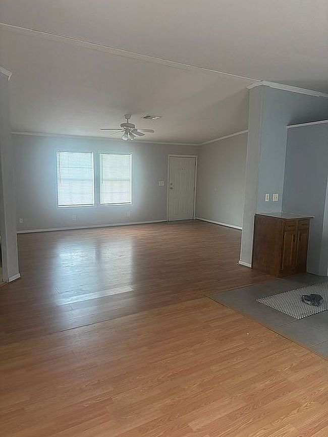 Photo of 108 Oak Trl, College Station, TX